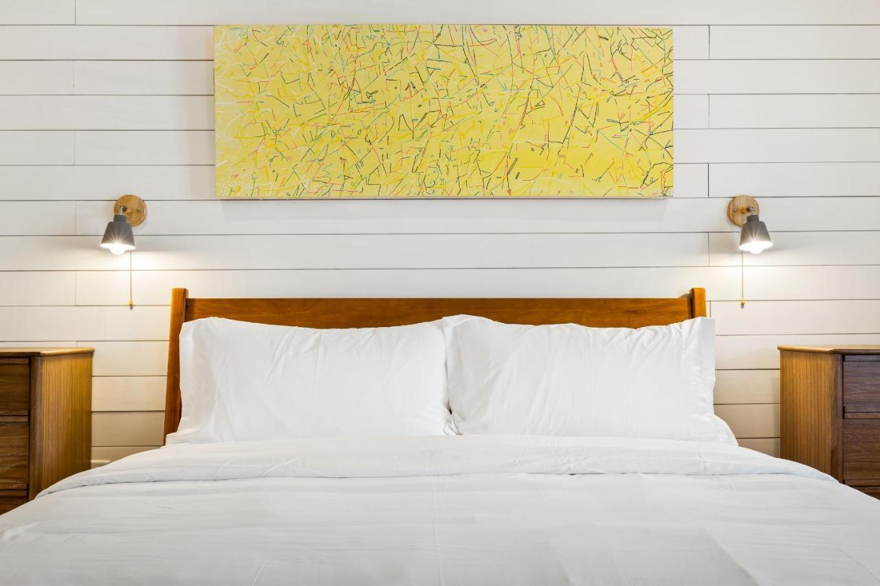 Boutique Room Steps From Downtown Mall Rose Jean Room 1 Σάρλοτσβιλ Εξωτερικό φωτογραφία