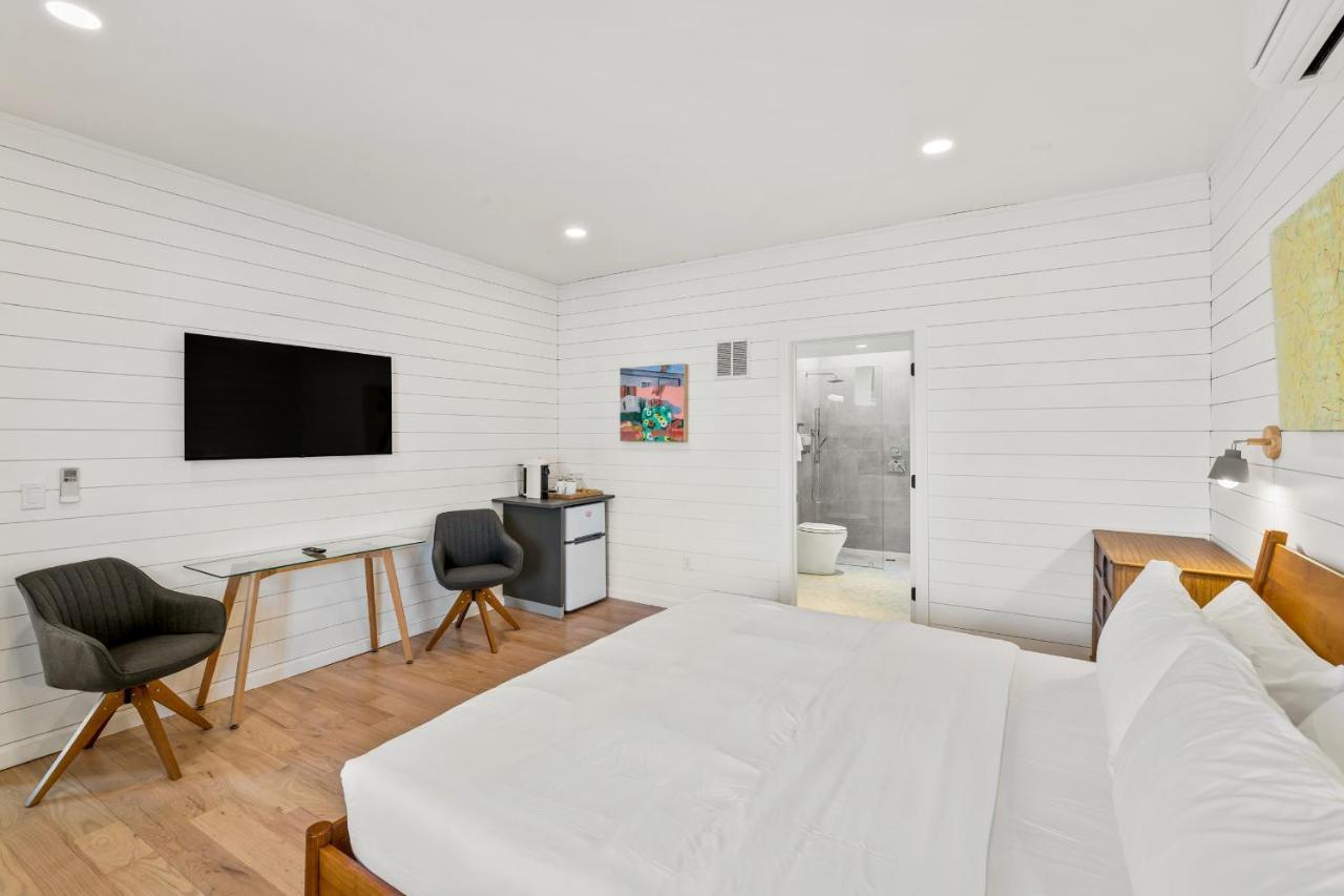 Boutique Room Steps From Downtown Mall Rose Jean Room 1 Σάρλοτσβιλ Εξωτερικό φωτογραφία